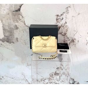 Chanel Women Pre-Loved Bag Very Good Condition